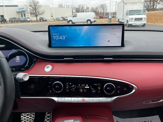 2025 Genesis GV70 2.5T