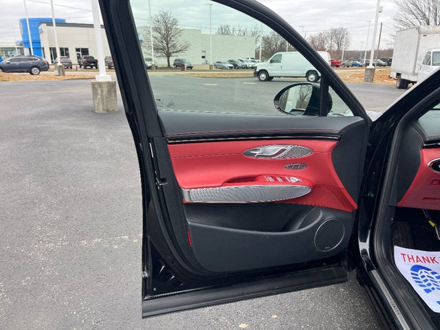 2025 Genesis GV70 2.5T