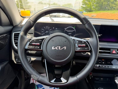 2024 Kia Seltos EX