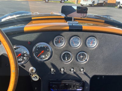 1965 COBRA AC REPLICA