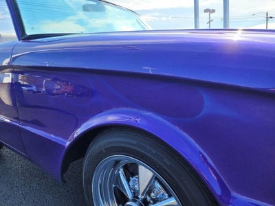 1960 Ford FALCON Base