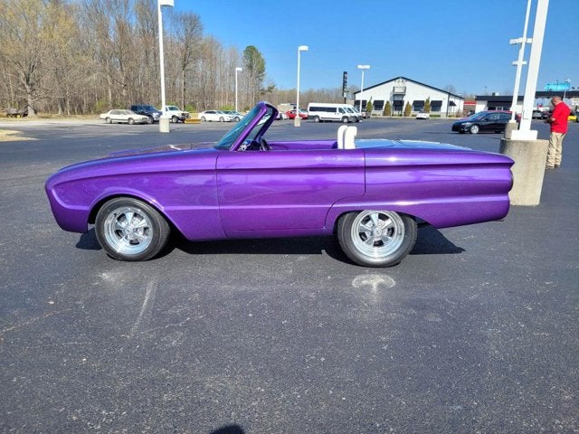 1960 Ford FALCON Base